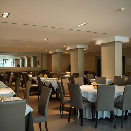 Maria Regina Hotell 4*