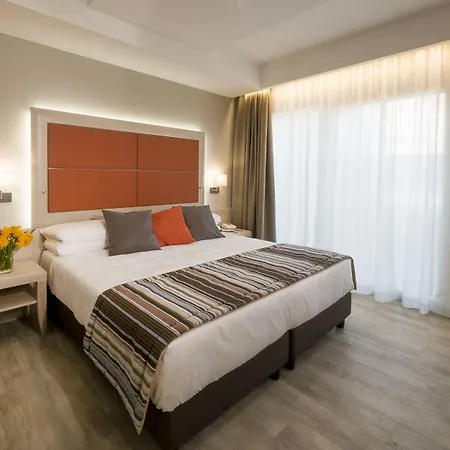 מלון Maria Regina 4*